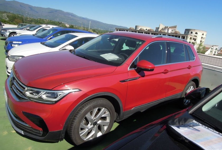 Volkswagen Tiguan Tiguan 2.0 TDI Elegance DSG Dig.Cockpit/Kamera/
