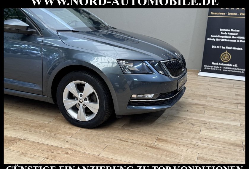Skoda Octavia Octavia Combi Style 2.0 TDI DSG Pano/Navi/Lane