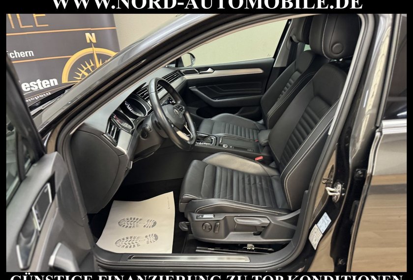 Volkswagen Passat Passat Lim. 2.0 TSI DSG Elegance Leder/Matrix/18