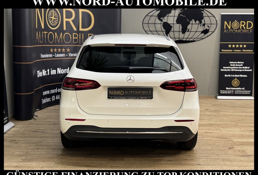 Mercedes-Benz B 180 B 180 d STYLE *LED*NAVI*SHZ*KAM*UPE:43