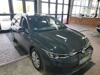 Volkswagen Golf Golf Variant Life 1.0 eTSI DSG AHK/Navi/LED/Spur