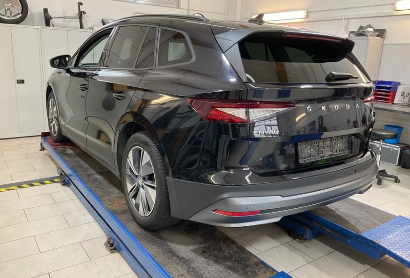 Skoda Enyaq Enyaq iV 60 Loft Pano/Kamera&amp;Navi/LED/19