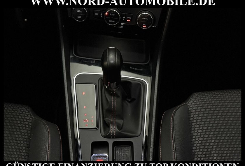 Seat Leon Leon ST 2.0 TDI DSG FR-LINE *LED*ACC*KAM*SHZ