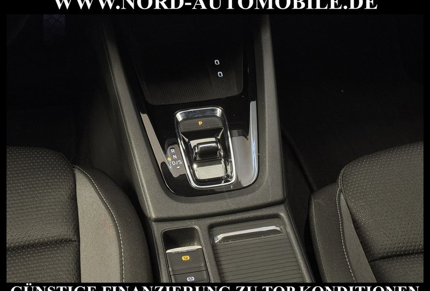 Skoda Octavia Octavia Combi Ambition 2.0 TDI DSG Matrix/Virt.C