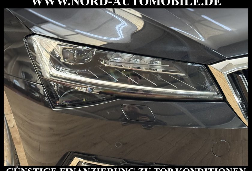 Skoda Superb Superb Combi 2.0 TDI Style DSG Kamera/Navi/LED