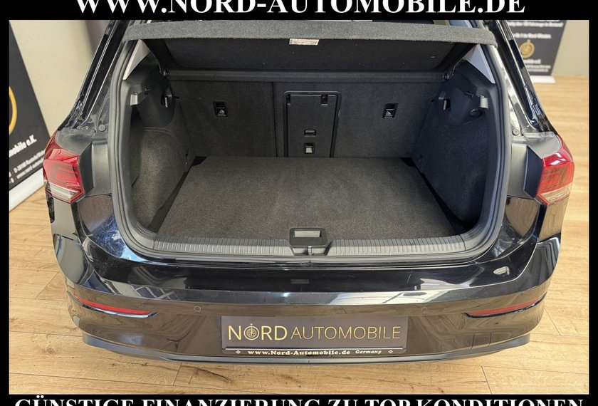 Volkswagen Golf Golf VIII Lim.1.5 TSI Life Navi/LED/SHZ/PDC/