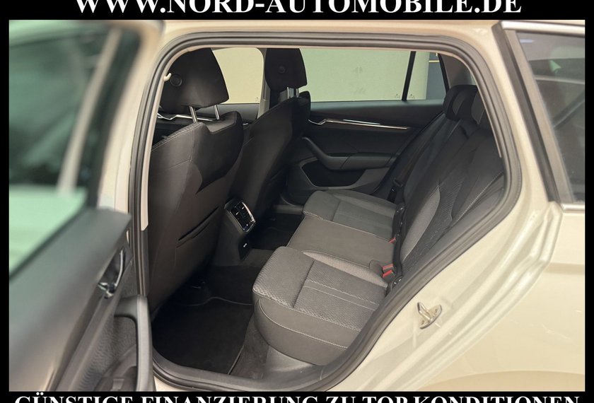 Skoda Octavia Octavia Combi 2.0 TDI DSG Style *MATRIX*ACC*HUD*