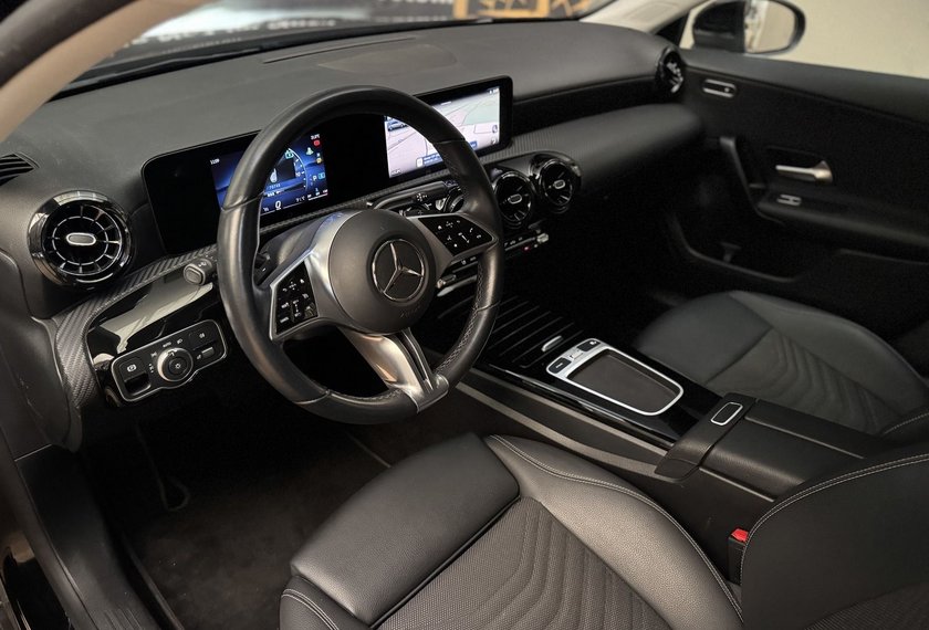 Mercedes-Benz A 200 A 200 d Entry *LED*MBUX*AHK*Kamera*Spur*SHZ*