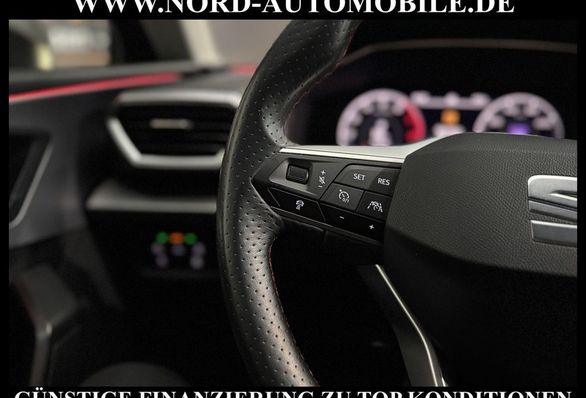 Seat Leon Leon 1.5 eTSI FR DSG AHK/Kamera/Navi/LED/18