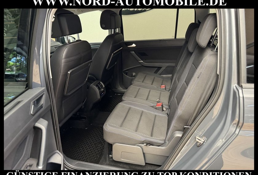 Volkswagen Touran Touran 1.5 TSI DSG R-Line Kamer/AHK/Navi/LED/18