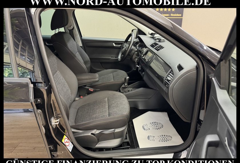 Skoda Fabia Fabia Combi Ambition 1.0 TSI Navi/LED/PDC/16/