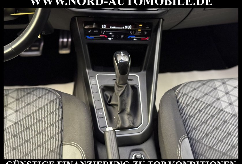 Volkswagen Taigo Taigo R-Line Black Style 1.0 TSI DSG Kamera/Navi