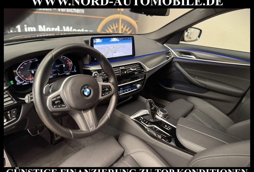 BMW 520 520 d Touring M Sport Laser*AHK*Head-up*ParkAss+