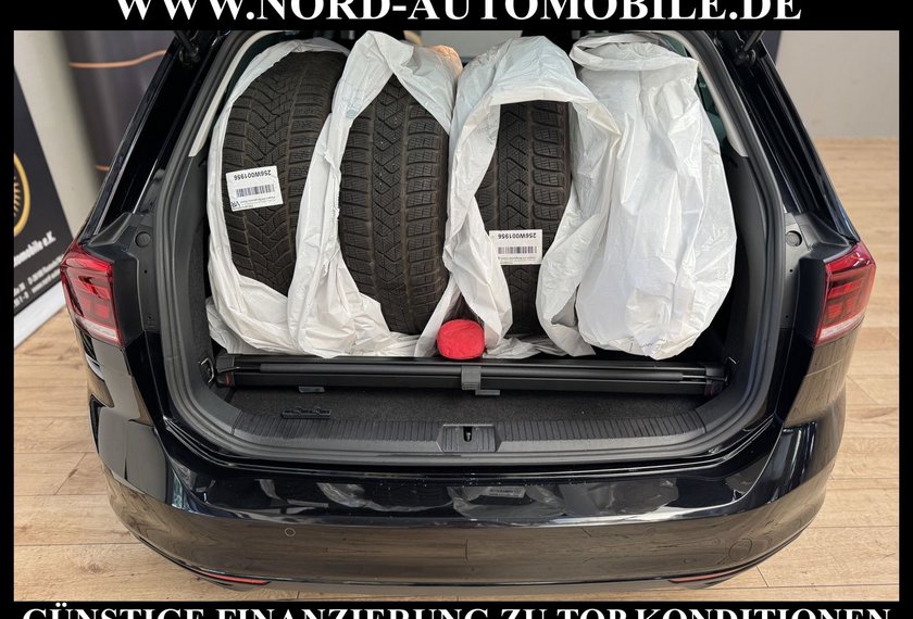 Volkswagen Passat Variant Passat Variant 2.0 TDI DSG AHK/Kamer/Navi/LED