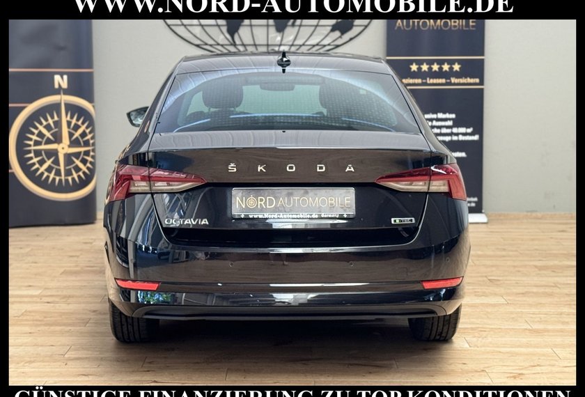 Skoda Octavia Octavia Limousine Ambition Tour 1.5 TSI DSG AHK