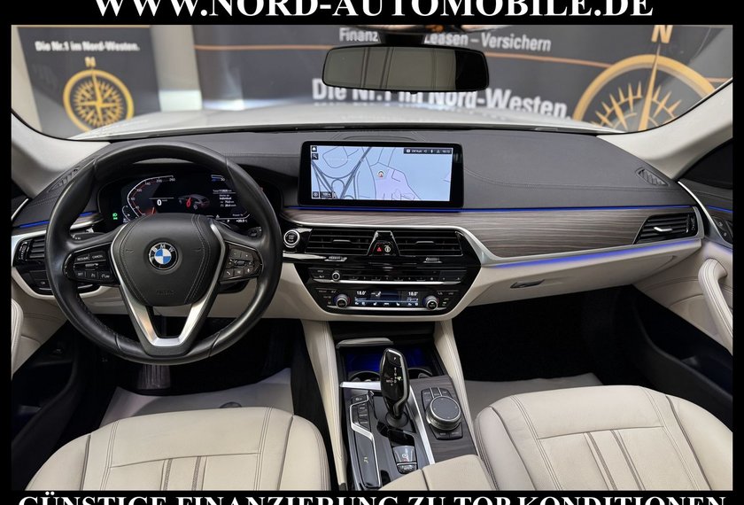 BMW 520 520 d Touring Luxury Line MJ2021*AHK*PANO*LIVECP
