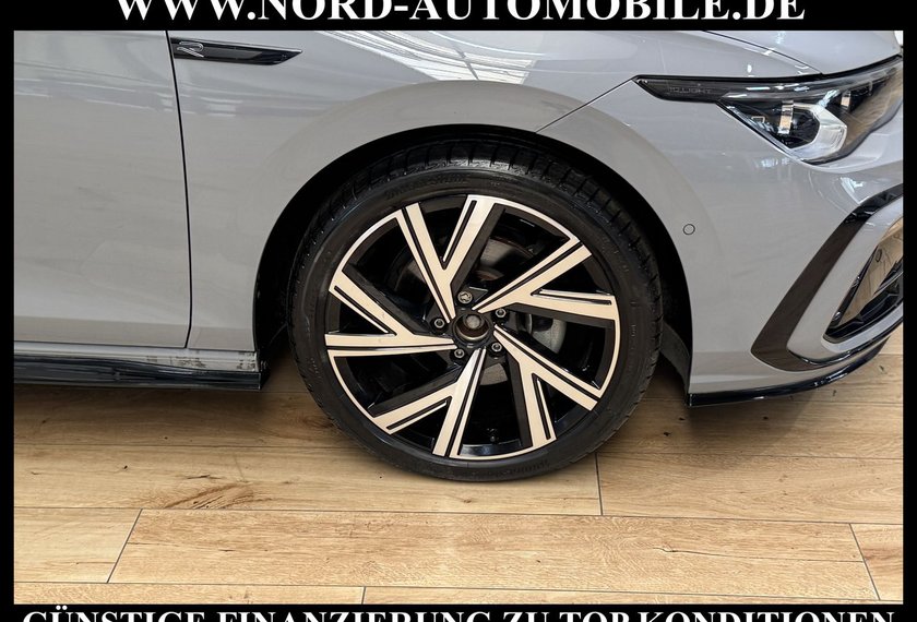 Volkswagen Golf Golf R-Line Black Style 1.5 eTSI DSG Pano/Kamera
