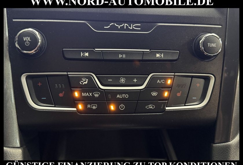 Ford Mondeo Mondeo Turnier 2.0 EB Titanium *AHK*ACC*KAM*LED*