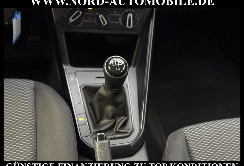 Volkswagen Polo Polo VI 1.0 MPI Navigation/Klima/PDC/Tempomat