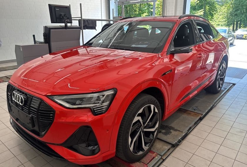 Audi e-tron e-tron Sportback 55 QU.S-Line Pano/HeadUp/UPE124