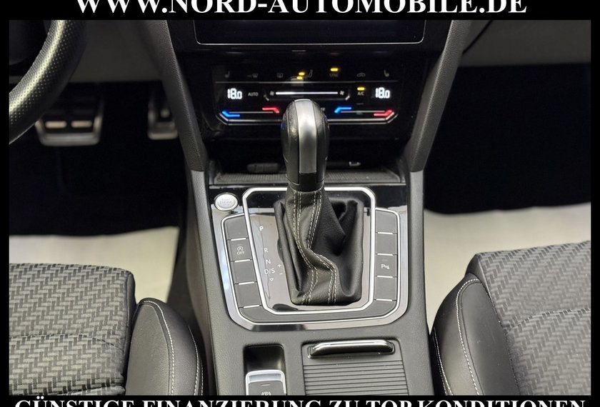 Volkswagen Passat Variant Passat Variant R-Line 2.0 TDI DSG Dig.Cockpit