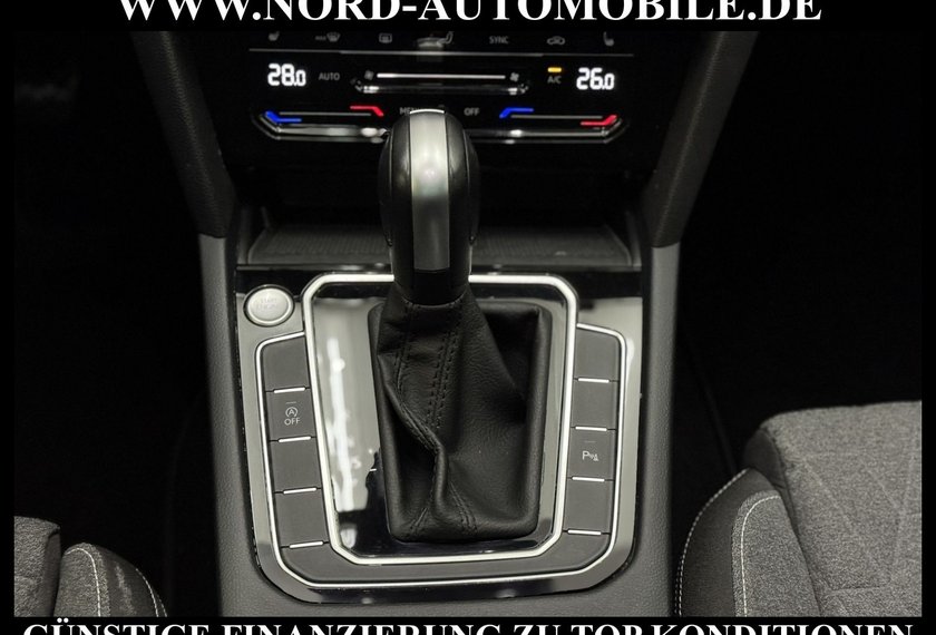 Volkswagen Passat Variant Passat Variant R-Line 2.0 TDI DSG Pano/Kamera/