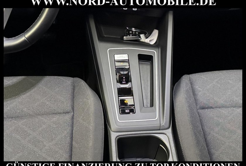 Volkswagen Golf Golf VIII Variant 2.0 TDI DSG Life Navi/LED/ACC/