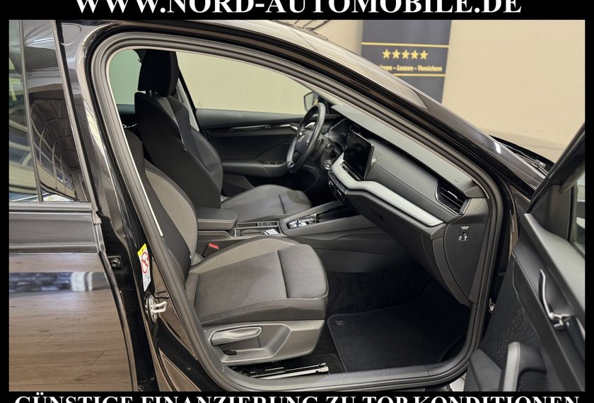 Skoda Octavia Octavia Combi 2.0 TDI DSG AHK/ACC/Navi/LED/17 To