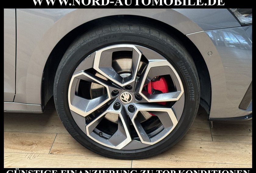 Skoda Octavia Octavia RS iV Combi Edition 1.4 TSI DSG HeadUp