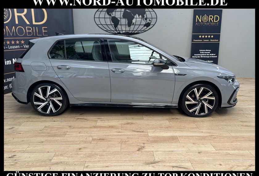 Volkswagen Golf Golf R-Line Black Style 1.5 eTSI DSG Pano/Kamera
