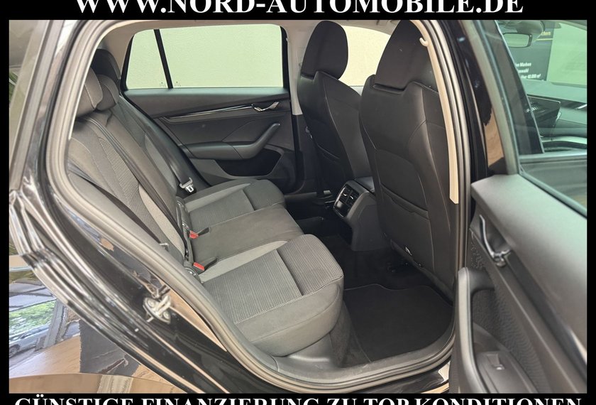 Skoda Octavia Octavia iV Combi Ambition 1.4TSI DSG Teilleder