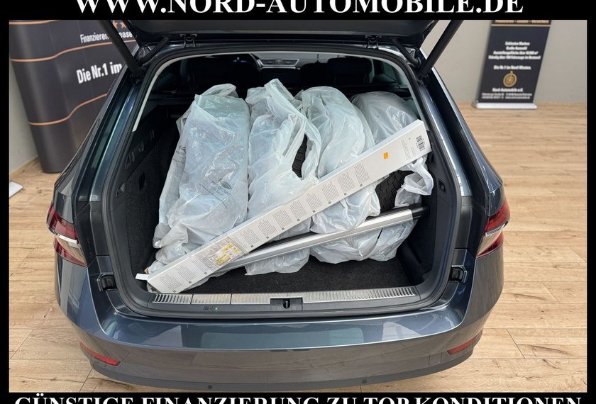 Skoda Superb Superb Combi Style 2.0 TDI DSG Virt.Cockpit/AHK