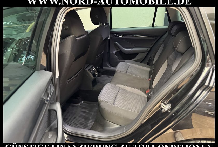 Skoda Octavia Octavia Combi Ambition 1.0 TSI e-TEC DSG LED/PDC