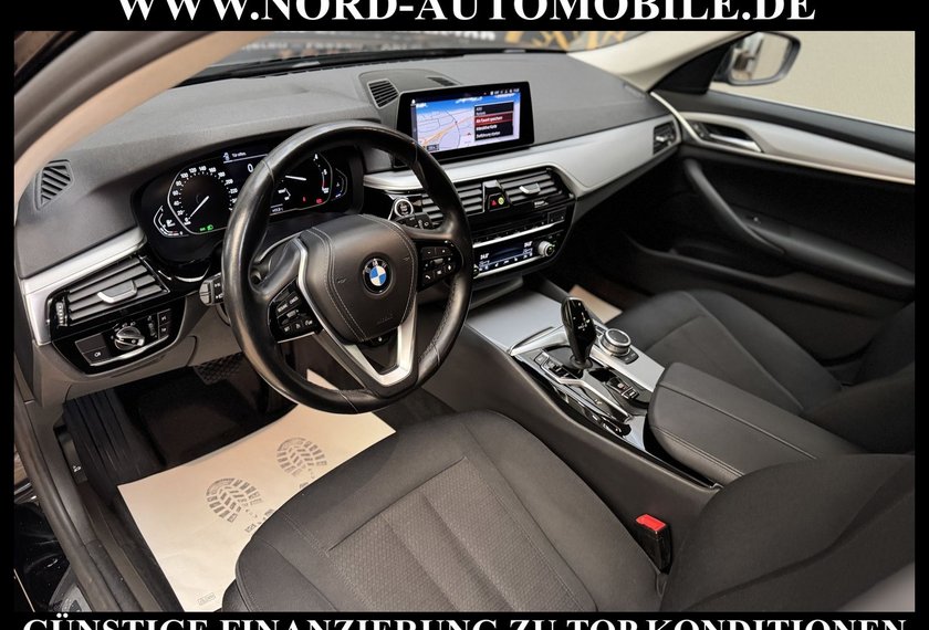 BMW 530 530 d Touring xDrive AHK*StHz*Luft*Display*UPE72