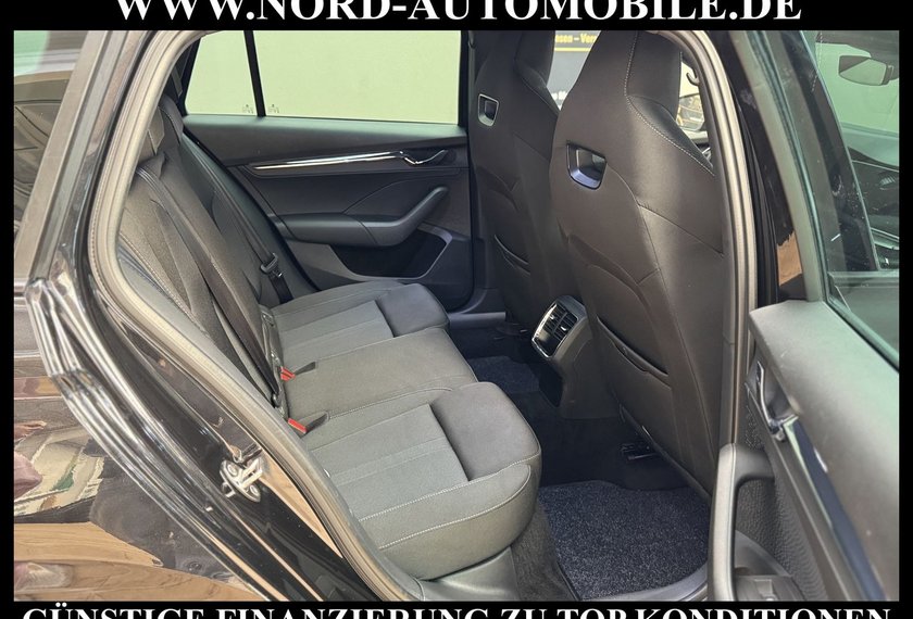 Skoda Octavia Octavia Combi 1.4 TSI iV DSG Sportpaket HeadUp