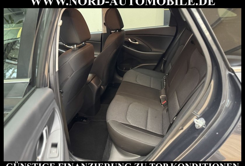 Hyundai i30 i30 cw Automatik *LED*Navi*Kamera*SHZ*PDC*