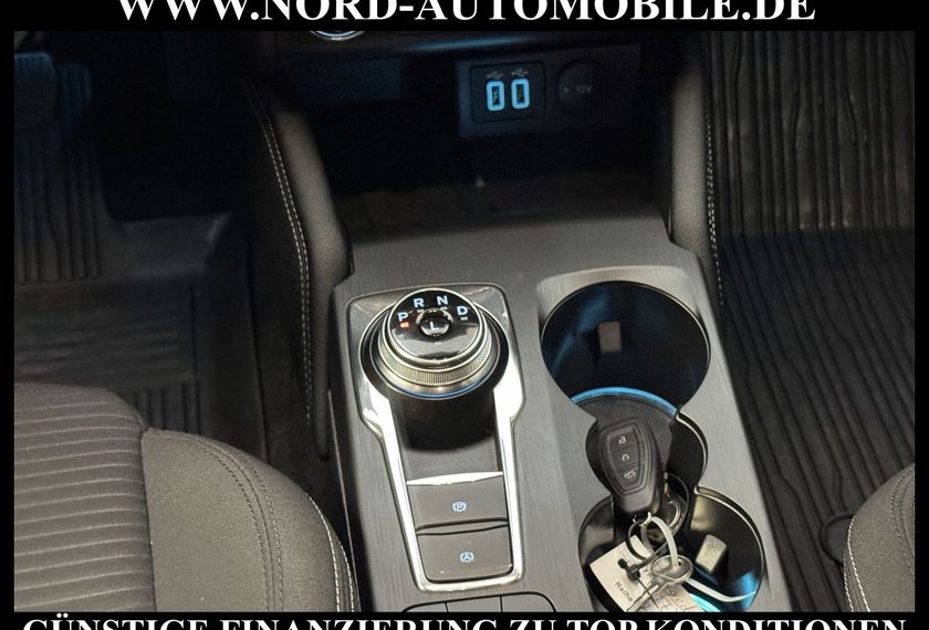 Ford Focus Focus Turnier 2.0 EB Titanium X *Ad.LED*AHK*StHz