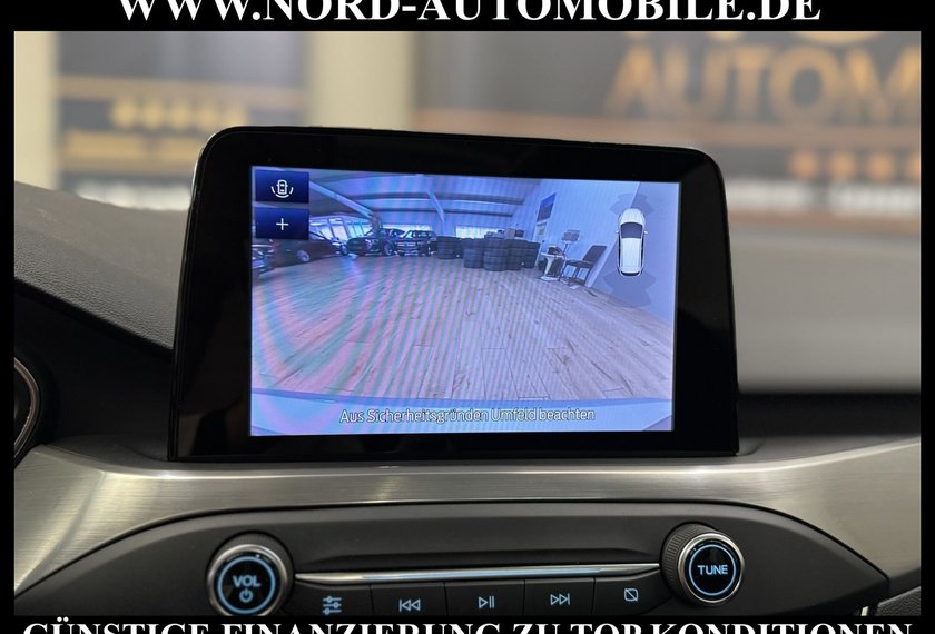 Ford Focus Focus Turnier 2.0 EcoBlue TItanium *AHK*PANO*ACC