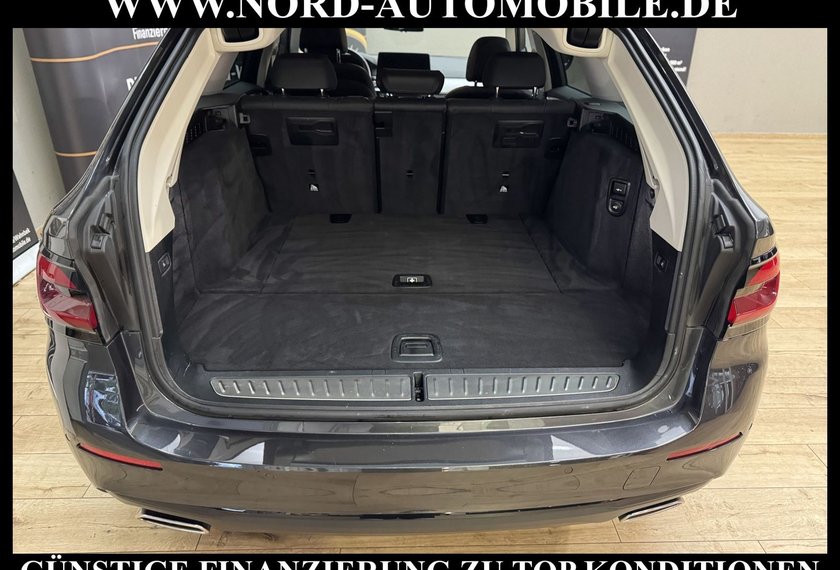 BMW 520 520 d Touring xDrive *LED*AHK*Luft*ParkAss*Leder
