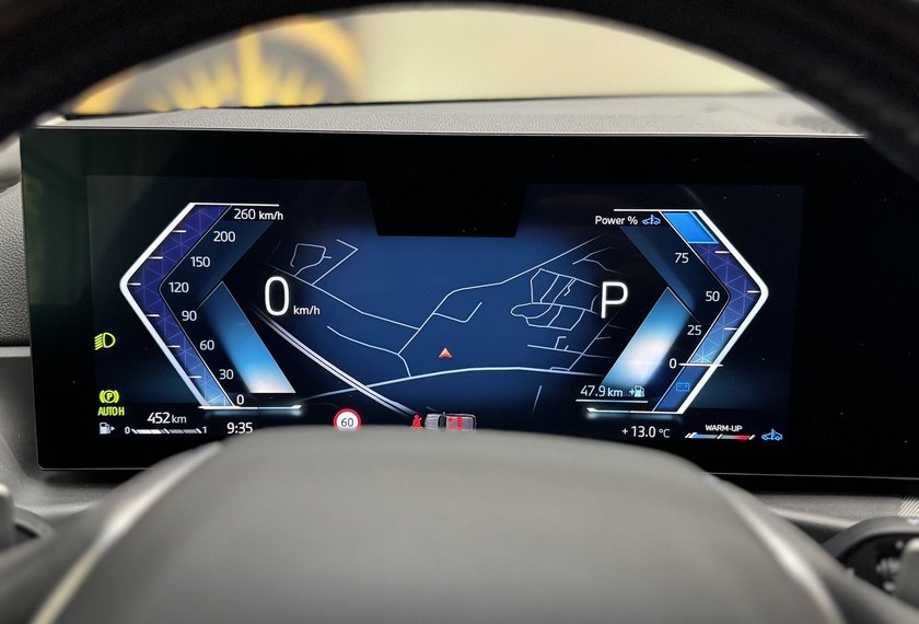 BMW 320 320 d Touring xDrive *LED*AHK*Curved*Shadow*MJ23