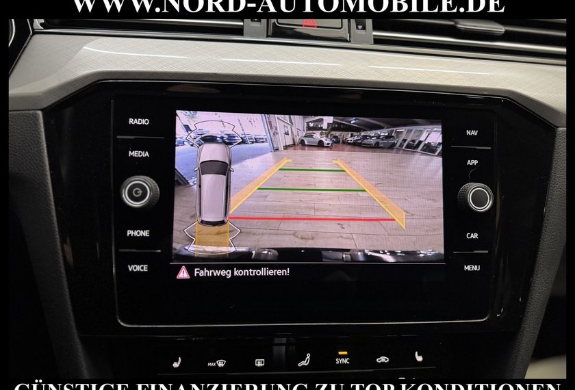 Volkswagen Passat Variant Passat Variant Business 2.0 TDI DSG Kamera/Navi/