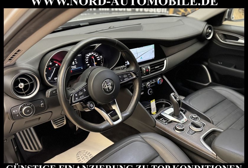 Alfa Romeo Giulia Giulia 2.2 JTDM LUSSO TI *PANO*LEDER*ACC*UPE:56*