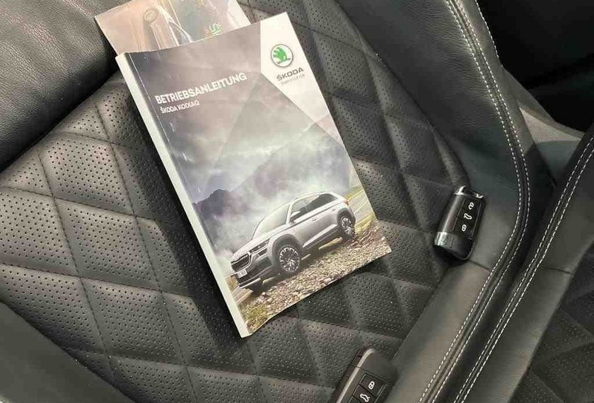 Skoda Kodiaq Kodiaq 2.0 TDI 4x4 SportLine Pano/7-Sitzer/AHK/