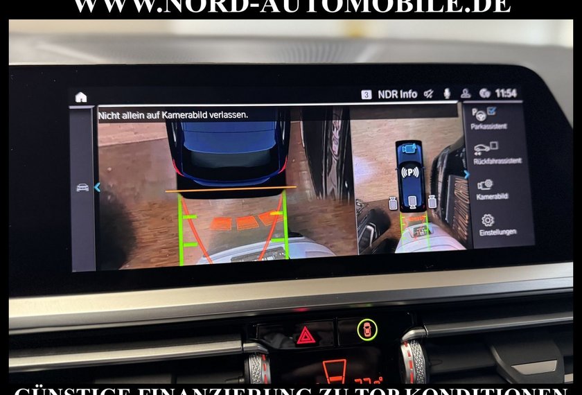 BMW 330 330 e Touring Sport Line *LED*AHK*ParkAss+*LiveC