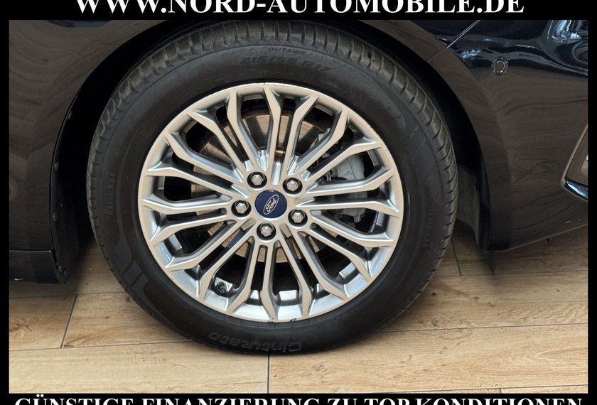 Ford Mondeo Mondeo Lim. 2.0 EB Titanium *AHK*ACC*LEDER*STHZ*