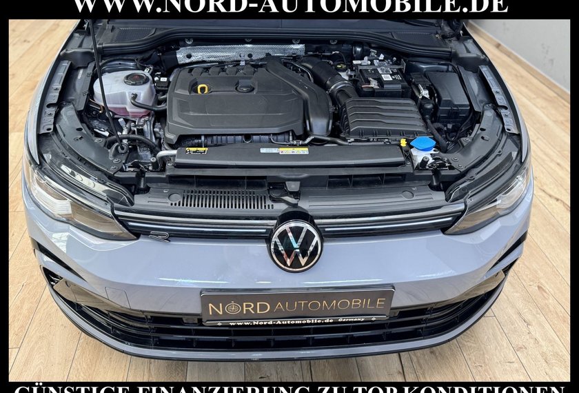 Volkswagen Golf Golf R-Line Black Style 1.5 eTSI DSG Pano/Kamera