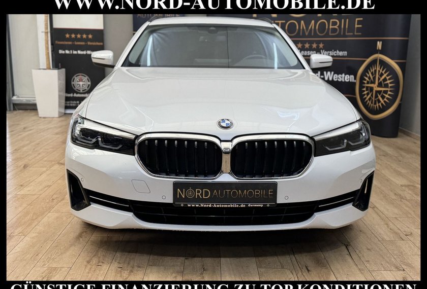 BMW 520 520 d Touring xDrive *LED*StHz*AHK*Luft*ParkAss*