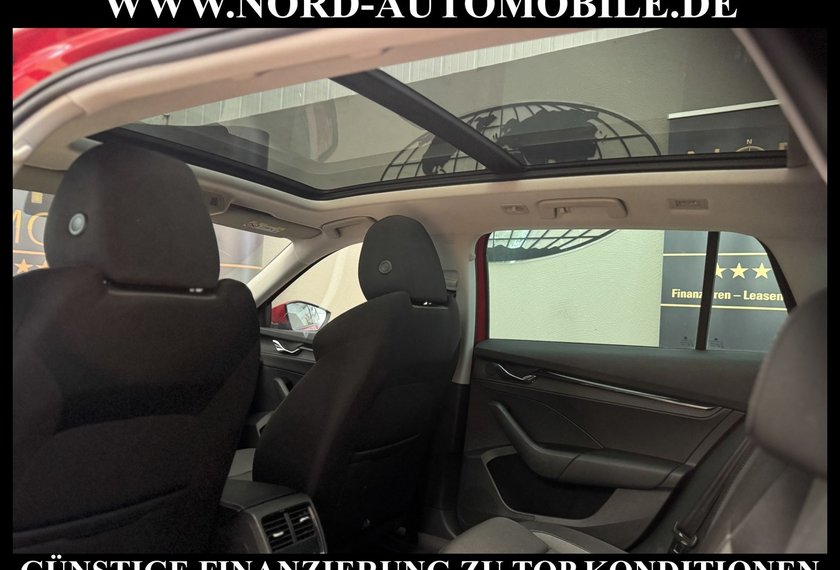 Skoda Octavia Octavia Combi Ambition 2.0 TDI DSG Pano/Matrix/