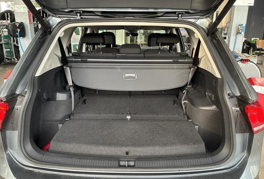 Volkswagen Tiguan Allspace Tiguan Allspace 2.0 TDI DSG 7-Sitzer/Dig.Cockpit