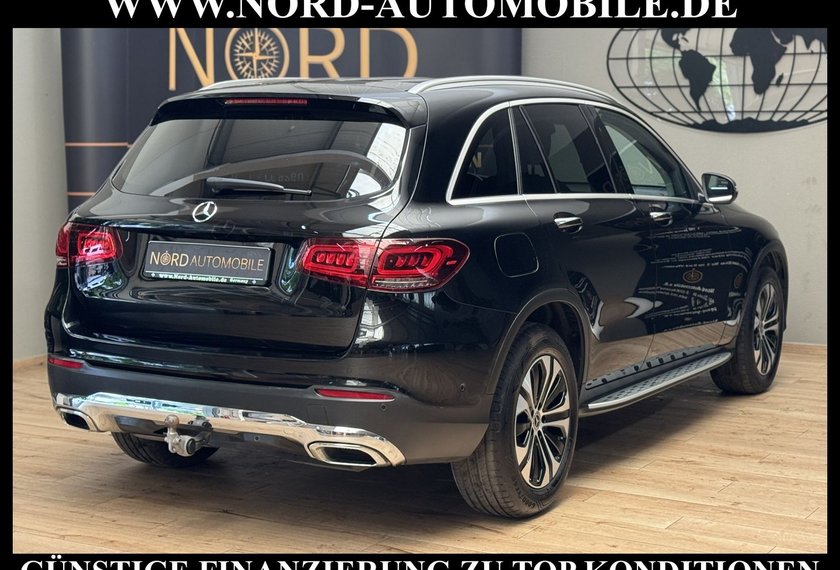 Mercedes-Benz GLC 300 GLC 300 d 4M Distro*AHK*Wide*Memory*Trittbretter